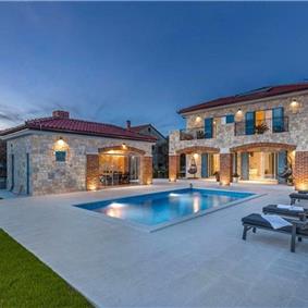 3 bedroom villa with pool, near Zadar, sleeps 8